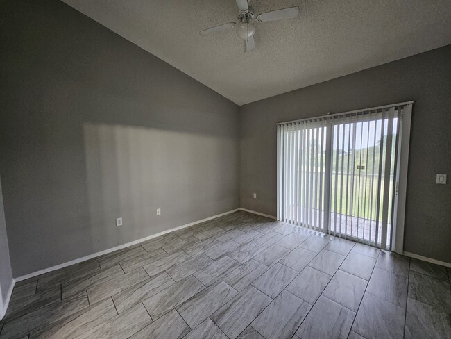 Building Photo - 13438 Fairway Glen Dr