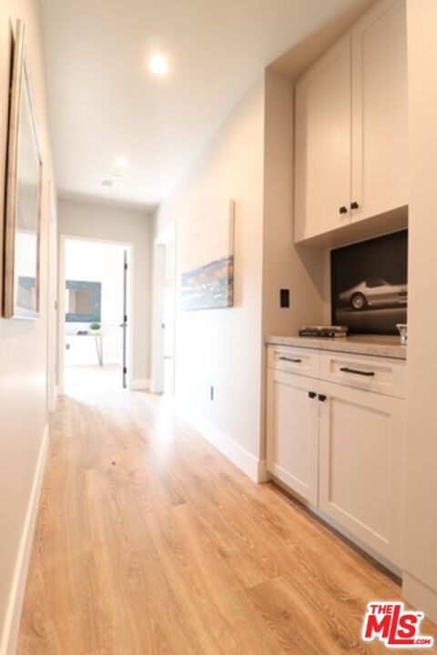 Building Photo - 1249 S Plymouth Blvd