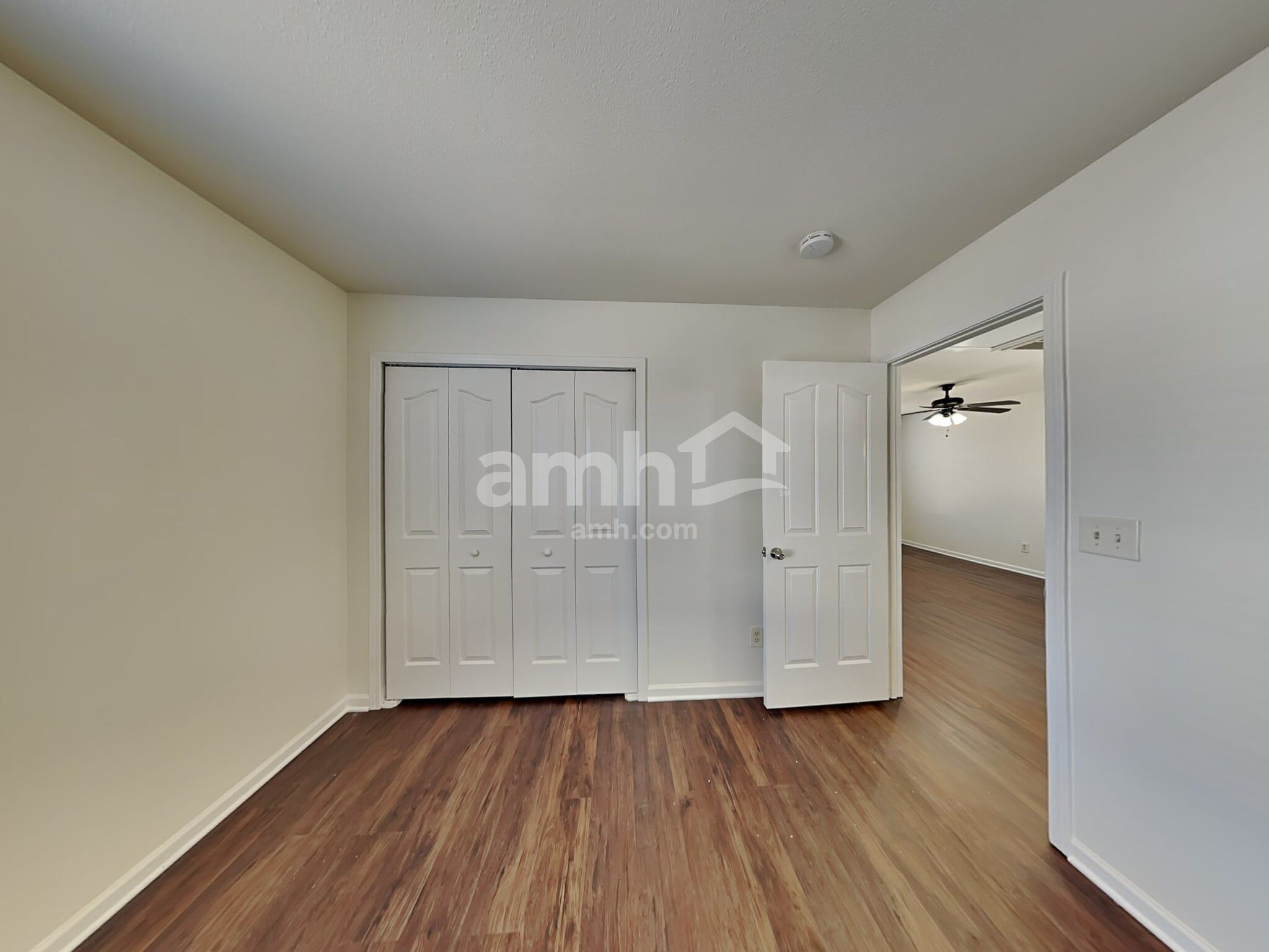 Building Photo - 8327 Rolling Meadows Ln