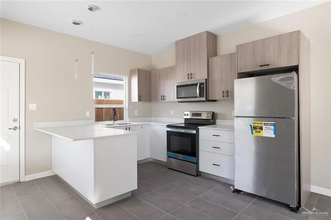 Building Photo - 3309 Frio Ave