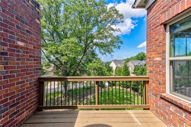 Building Photo - 1642 Canopy Chase NE