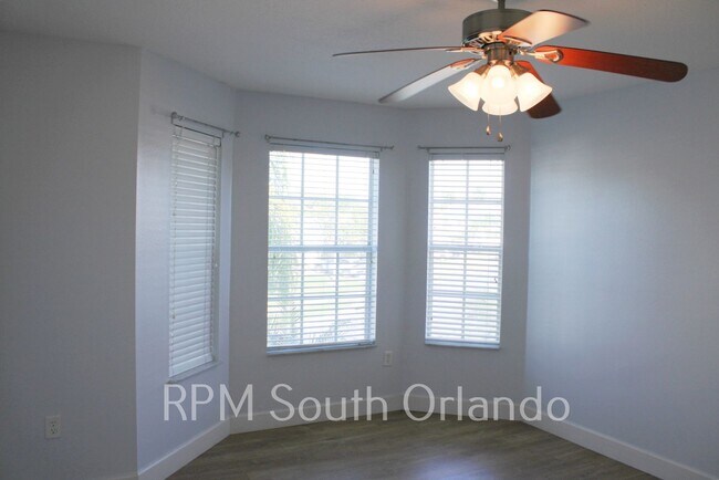 Building Photo - Kissimmee Pool home 4 bed 2.5 bath