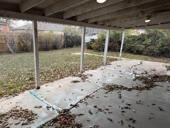 Building Photo - Charming 3 bed/2 bath house in the Heart of Thornton!