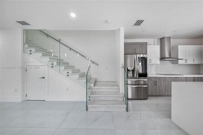 Building Photo - 3140 Carter St