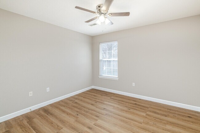 Building Photo - 6259 N Water Cress Cir