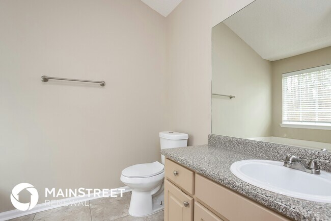 Building Photo - 447 Thistle Cove