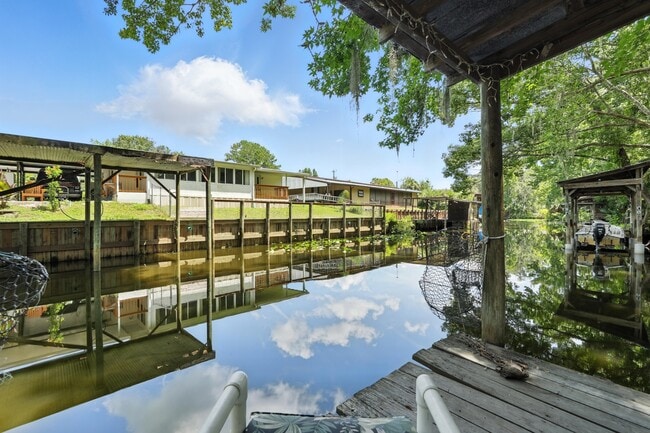 Building Photo - 163 Buchanan Cir