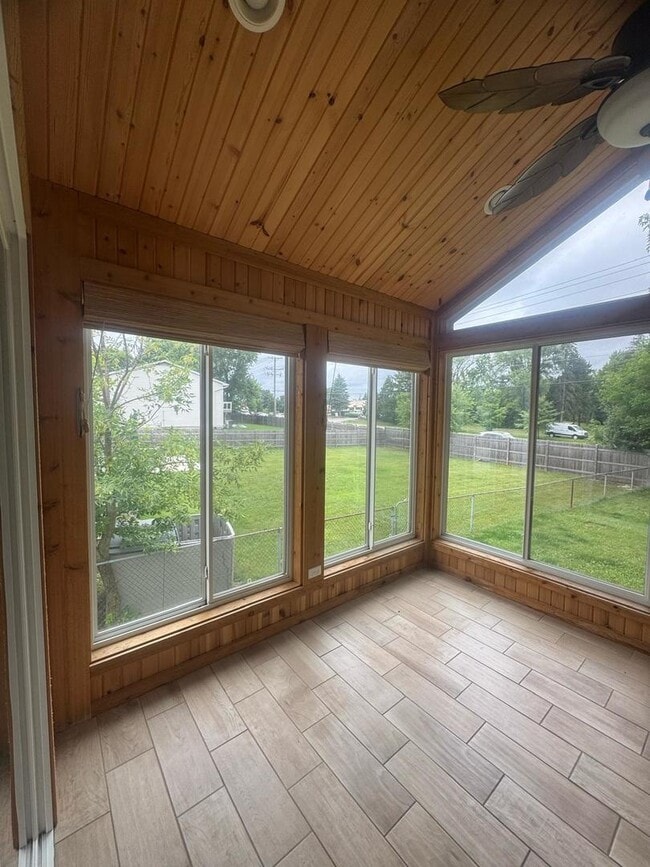 Building Photo - 980 Brush Hill Ln