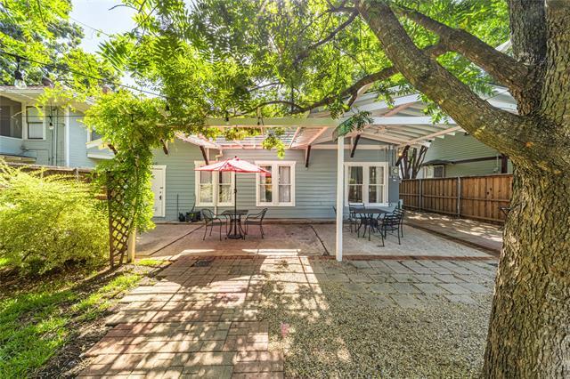 Building Photo - 215 S Montclair Ave