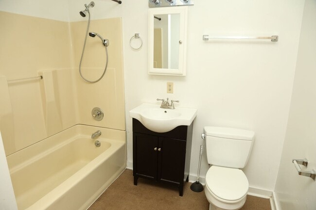 Building Photo - 124 Buck Mountain Rd