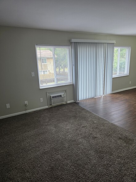 Building Photo - 487 Catalina Dr
