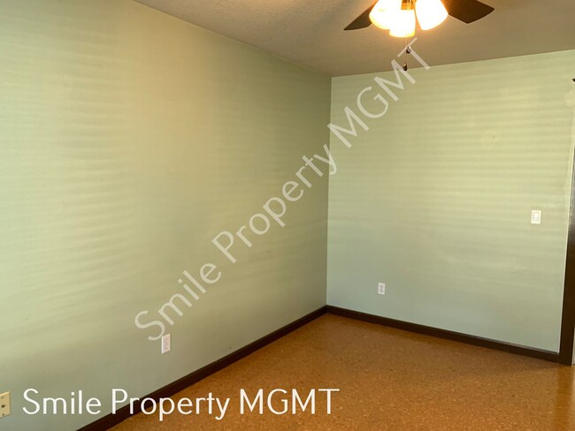 Building Photo - A nice house with 3 beds rooms and 2 baths.