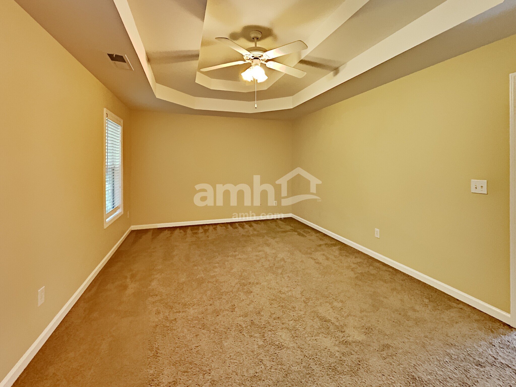 Building Photo - 710 Ridgewood Way