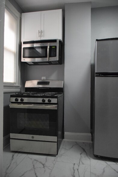 Building Photo - 306 V St NE