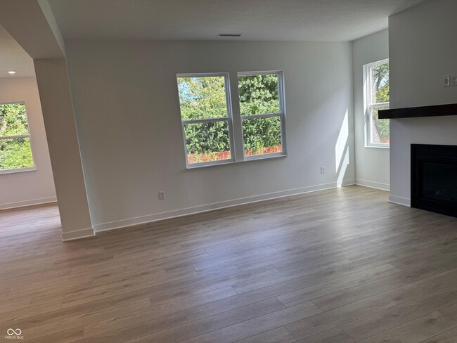 Building Photo - 1075 Marston Ln