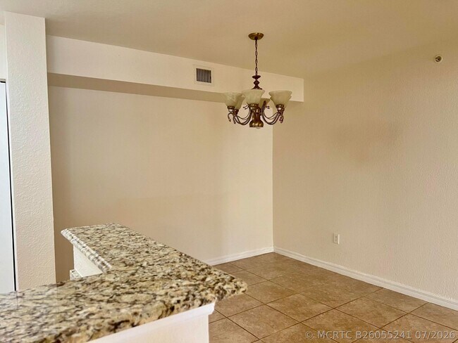 Building Photo - 6760 Heritage Grande