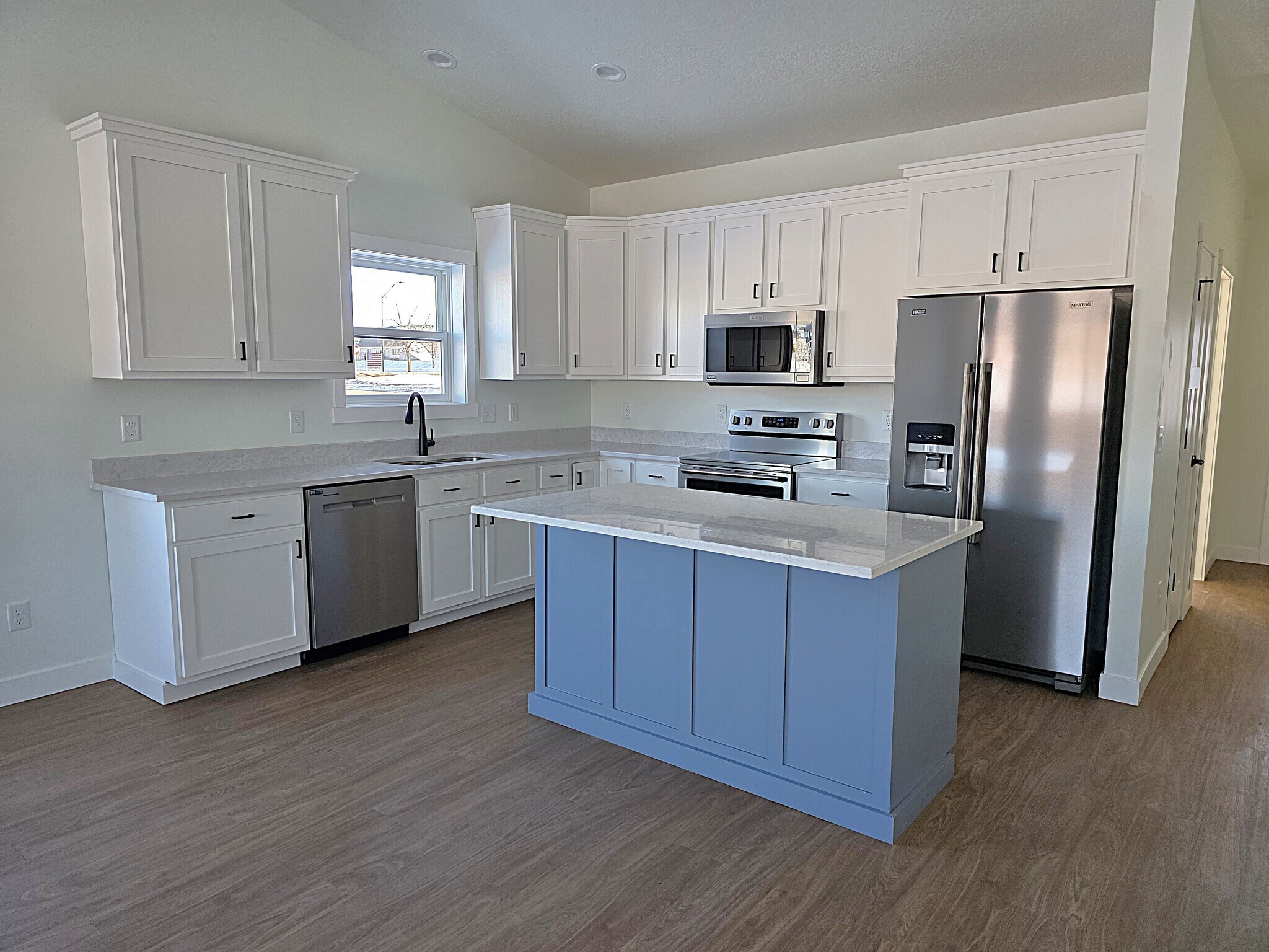 Building Photo - 1227 Wisteria Ln