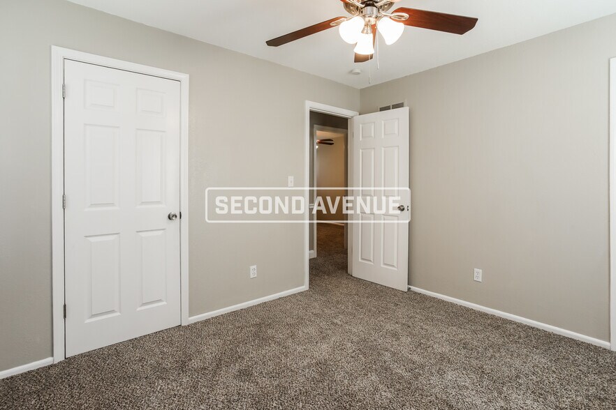 Building Photo - 1705 Vilas St