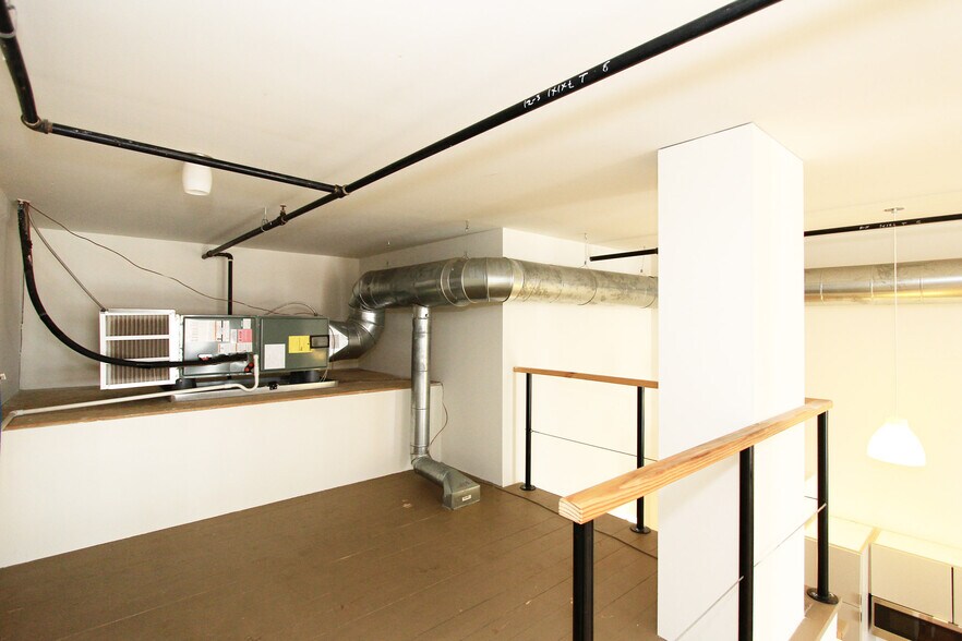 Building Photo - 505 Union Ave