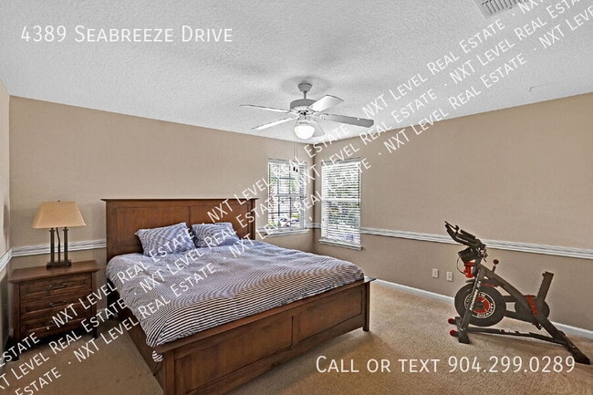 Building Photo - 4389 Seabreeze Dr