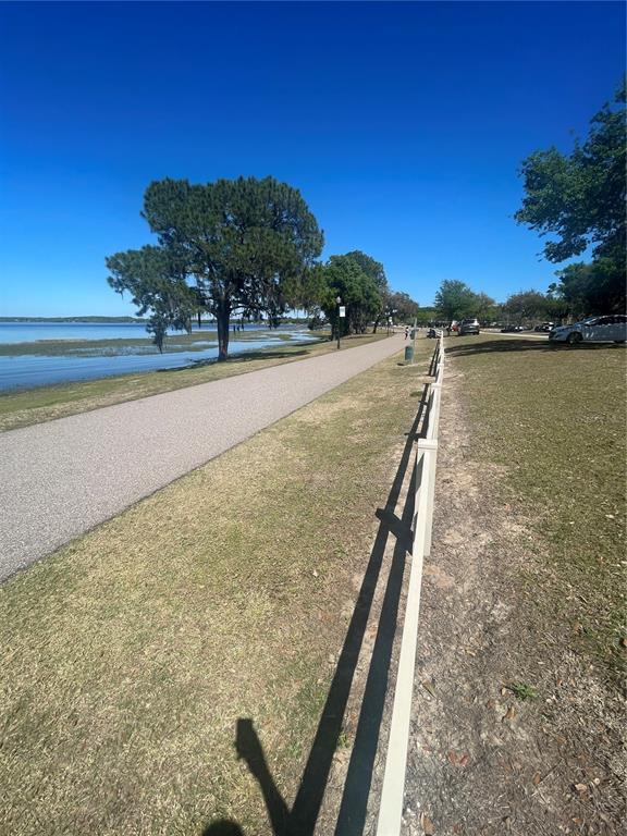 Building Photo - 456 W Minneola Ave