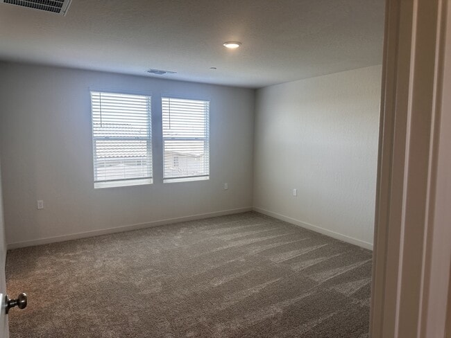 Building Photo - 4638 Athena Dr