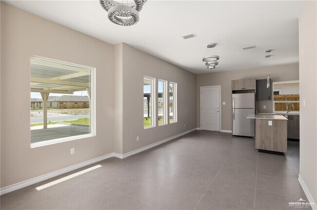 Building Photo - 9 Puffin Ave