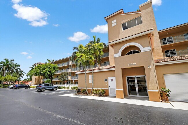 Building Photo - 12529 Imperial Isle Dr