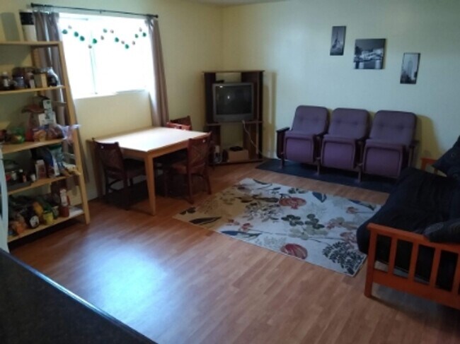 Building Photo - 55 College Way