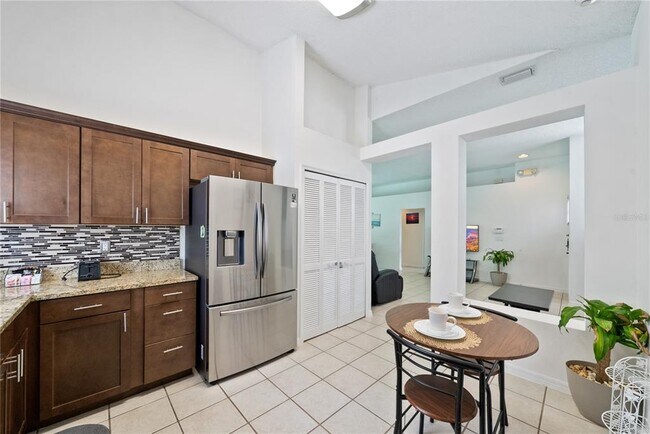 Building Photo - 3016 Bloomsbury Dr