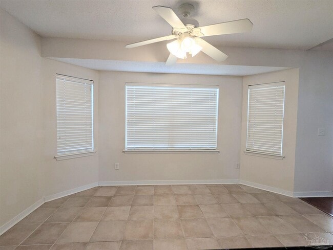 Building Photo - 1145 Freeboard Blvd