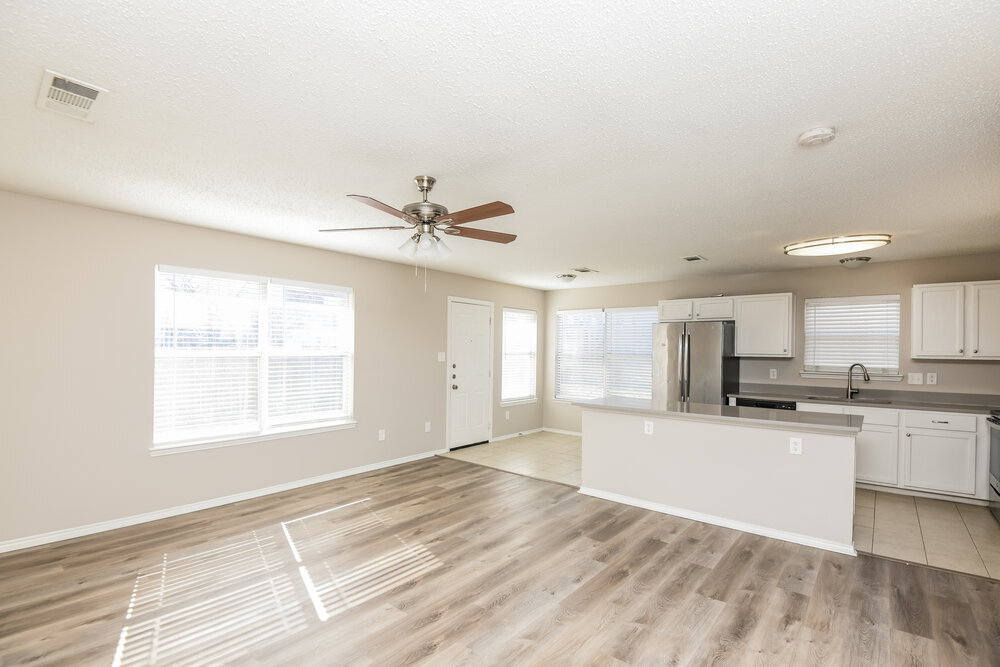 Building Photo - 8101 Gardengate Ct