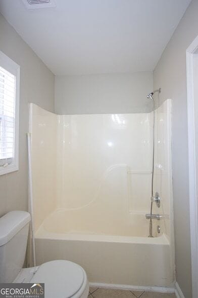 Building Photo - 585 Chapel Walk Ln SE