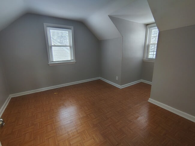 Building Photo - 1518 N Horsman St