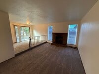 Building Photo - 2907 Moraga Ave SE