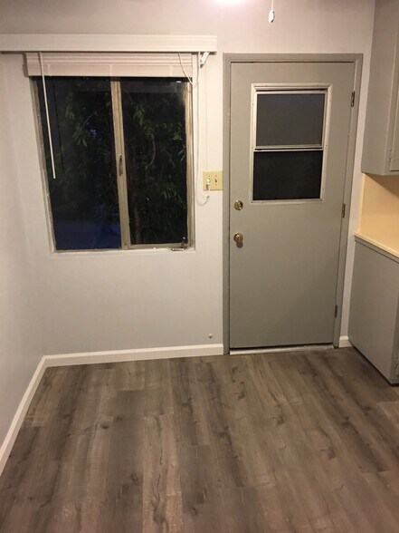 Building Photo - 14507 Corby Ave