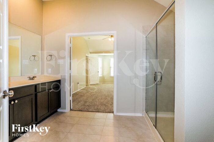 Building Photo - 334 Jewett Meadow Dr