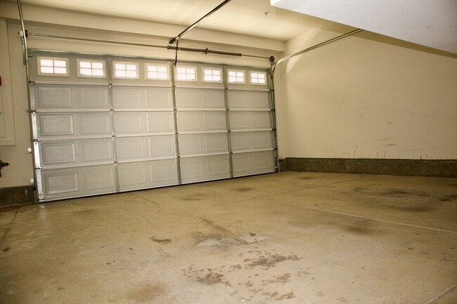 Building Photo - 20615 Amie Ave