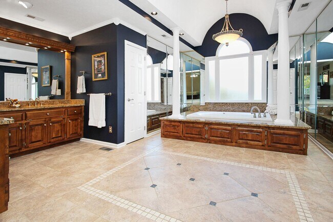 Building Photo - Call Victoria Jenkins at 757-525-7157 for more information