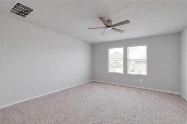 Building Photo - 2710 Paragon Fox Dr