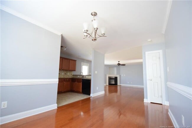 Building Photo - 611 Orchard Falls Dr