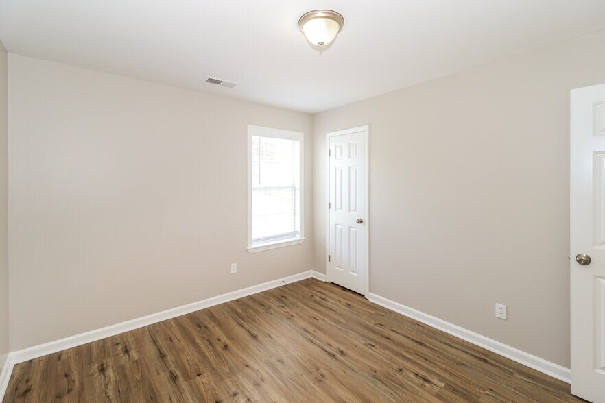 Building Photo - 2646 Breezy Ridge Trail