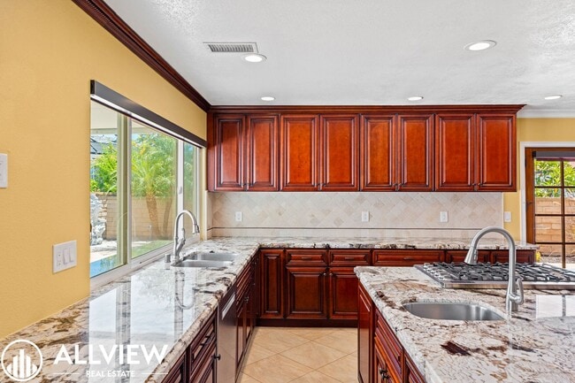 Building Photo - Resort-Style Single-Story Pool Home on a Cul-de-Sac in Laguna Hills!