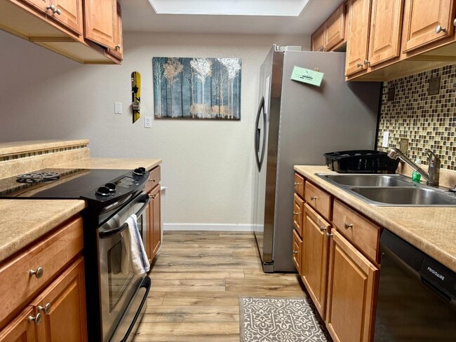 Building Photo - 83 GCR 8400