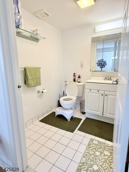 Building Photo - 7420 JFK Blvd E