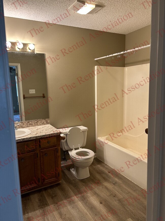 Building Photo - 541 Melton Dr