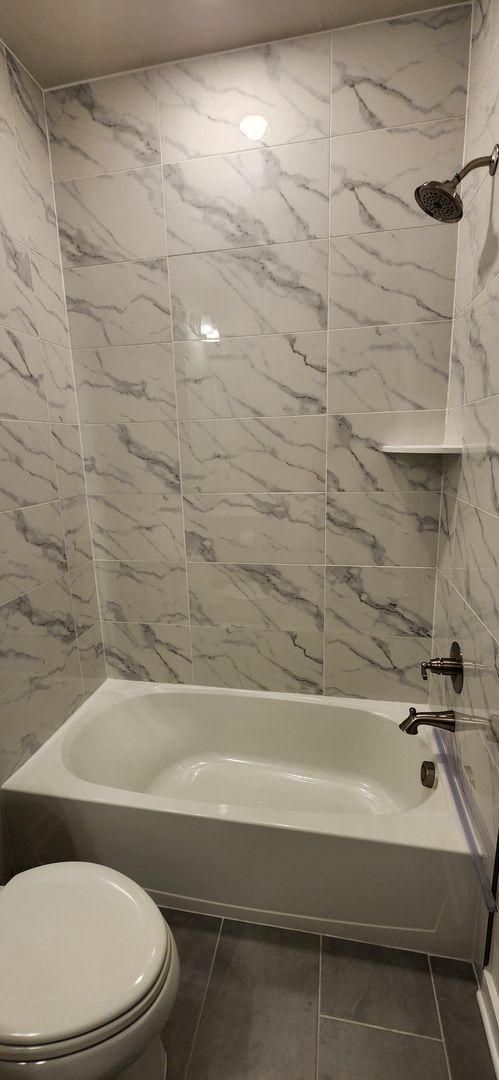 Building Photo - Downtown expansive luxury 3 level Townhome