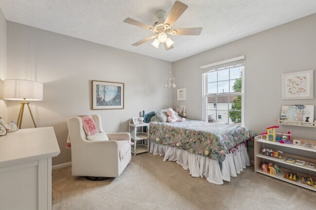 Building Photo - 5433 Braddock Ridge Dr