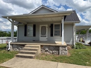 Building Photo - 6112 Old Nashville Rd