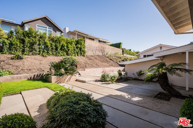 Building Photo - 17921 Vicino Way